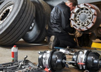 this is a picture of mobile truck suspension repair service in Salt Lake City