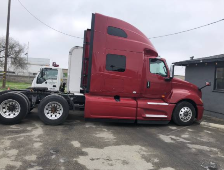 this image shows mobile truck repair in Riverton, UT